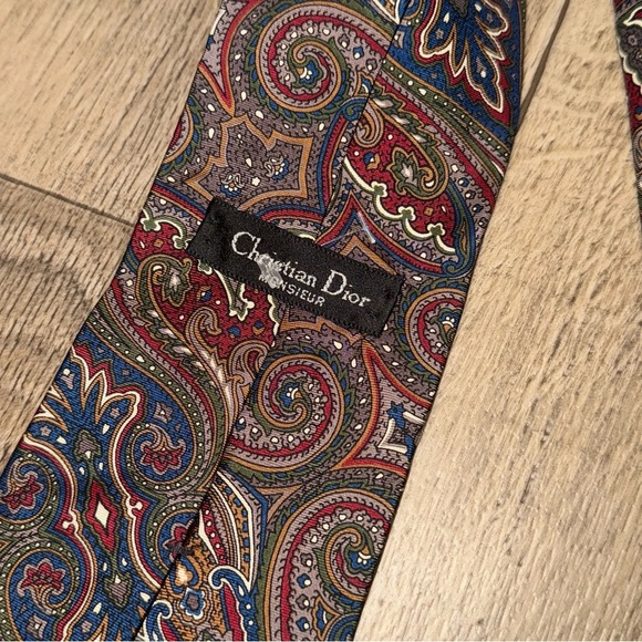 Men's Christian Dior Paisley Patterned Silk Tie - Picture 2 of 3